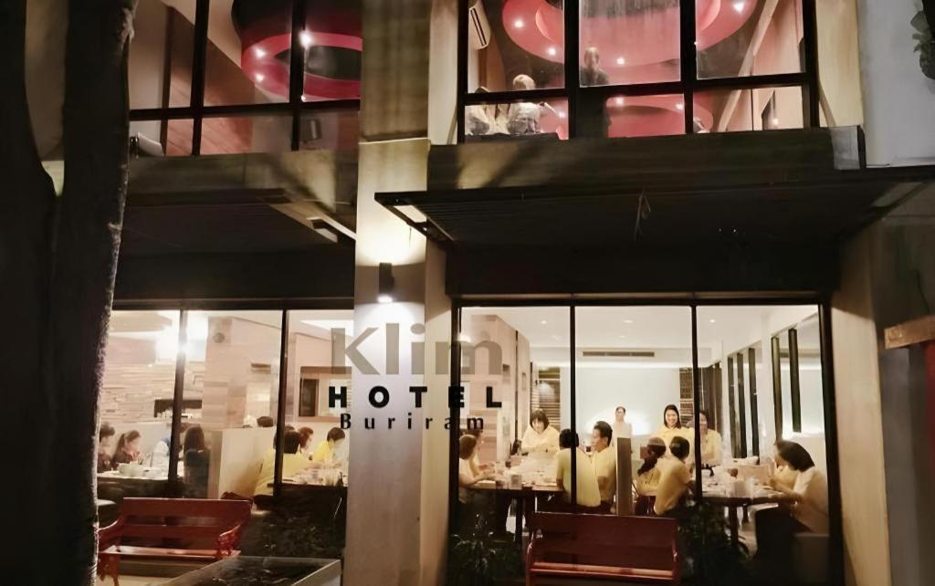 Klim Hotel Buri Ram Eksteriør billede