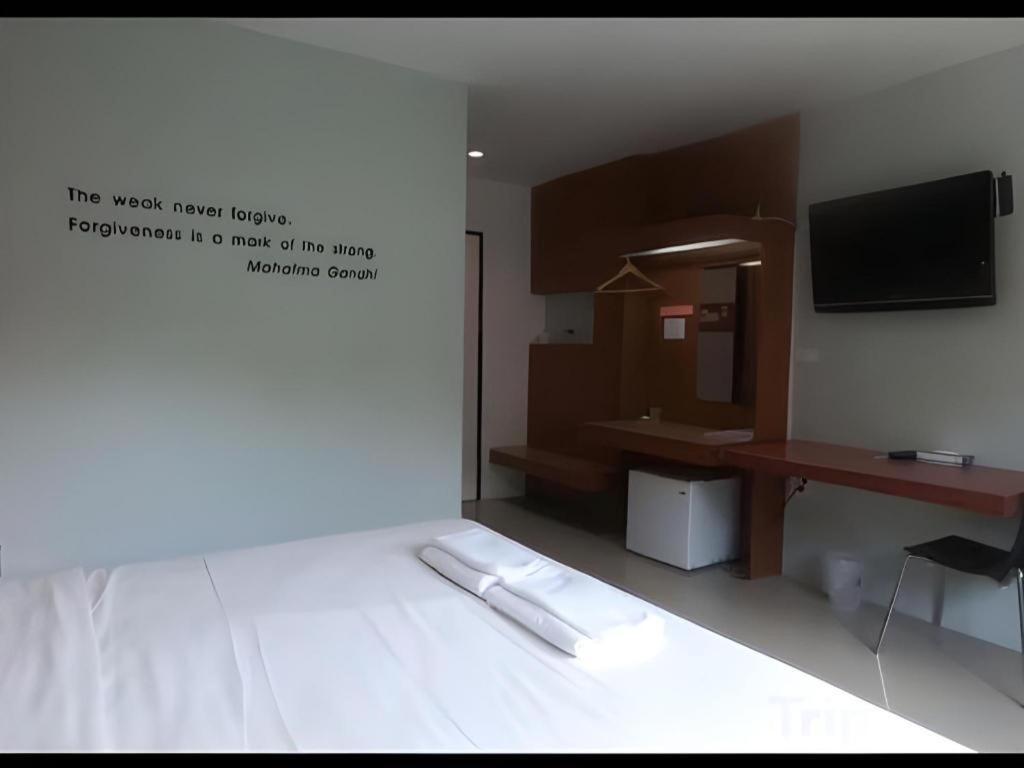 Klim Hotel Buri Ram Eksteriør billede